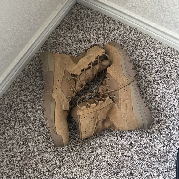 Nike SFB Field 2 8”